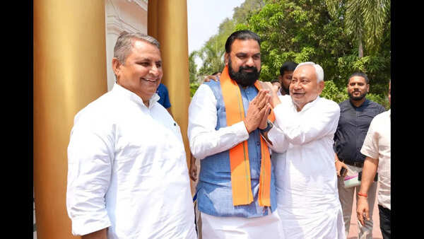 Samrat-led NDA govt in Bihar to seek trust vote on April 24