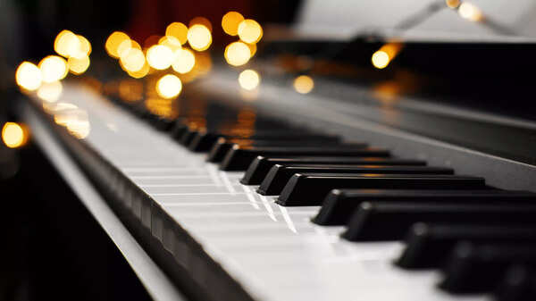 Best 61 Key Keyboards To Make You An Internet Sensation With Your Sweet Melodies