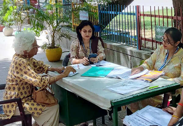 70% pre-SIR mapping in 2 mths, Mumbai Suburban lowest at 47%