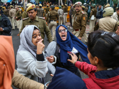 42 Jamia Millia Islamia students detained briefly during anti-CAB protest