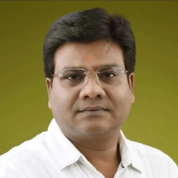 Manual Scavenging Still Continues Across Maha: Safai Panel Chief Admits After Butibori Deaths