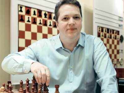 Is world chess money in mattress of somebody, asks Nigel Short, declaring his candidature for Fide election