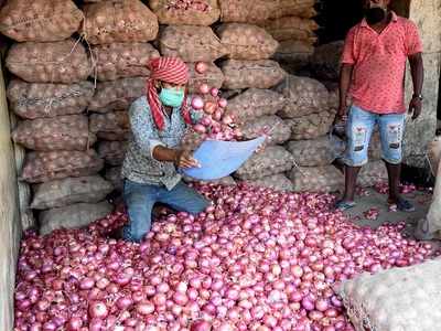 Andhra Pradesh to supply onions at Rs 40 kg from Friday
