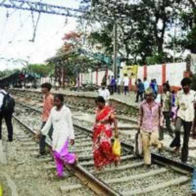 Many issues to be solved at kalva station