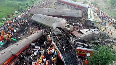 Odisha Train Accident Live: CBI team at Odisha three-train accident spot in  Balasore's Bahanaga