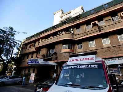 Mumbai: Two doctors, six staff members of Bhatia Hospital tests COVID-19 positive