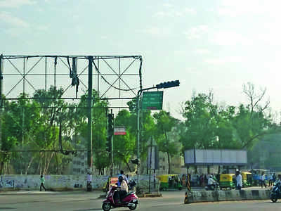 Traffic signal that ‘ghosts’ in Ramamurthy Nagar