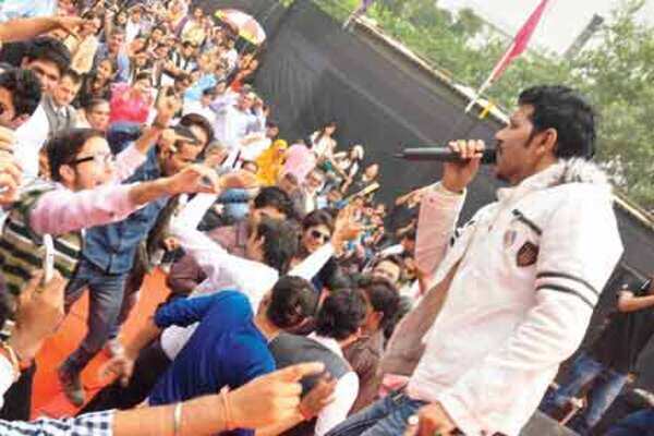 Bollywood biggies grace film festival in Delhi