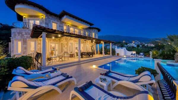 Top 8 most expensive homes in the world