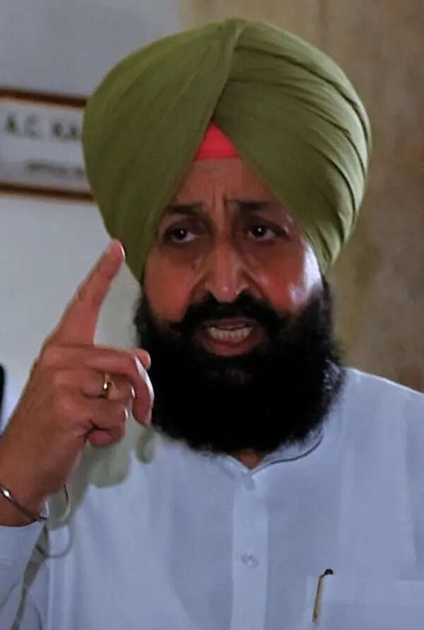 Arora’s arrest exposes corruption allegations against AAP in Punjab: Bajwa