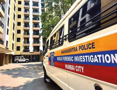 Mumbai: 20-year-old kills granddad and dad, then dies by suicide in Mulund