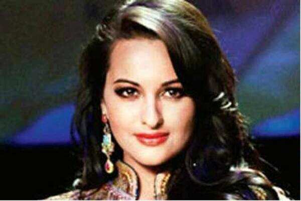 I'm not comfortable kissing or exposing: Sonakshi Sinha