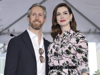 Anne Hathaway announces pregnancy with second child