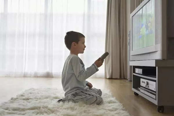 Experts caution parents against exposing infants to screens