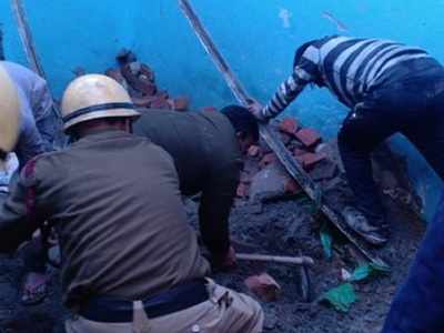 Building collapses in Delhi's Bhajanpura, some students reportedly trapped