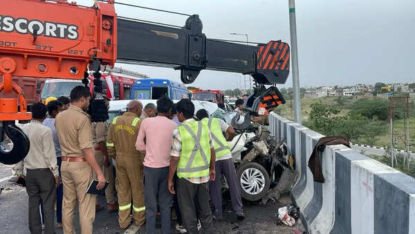 Suv collides with tractor-trolley on Lucknow’s Kisan Path, driver killed; seven pilgrims injured