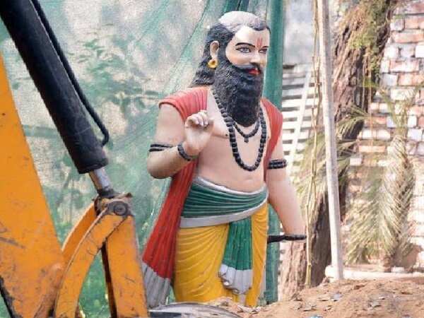 How an ‘Acharya Drone’ statue in city can show the Guru in a new light