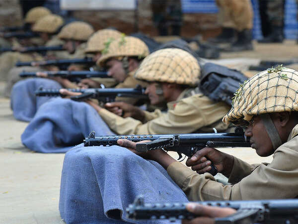 Lucknow pays homage to martyrs on Army Day