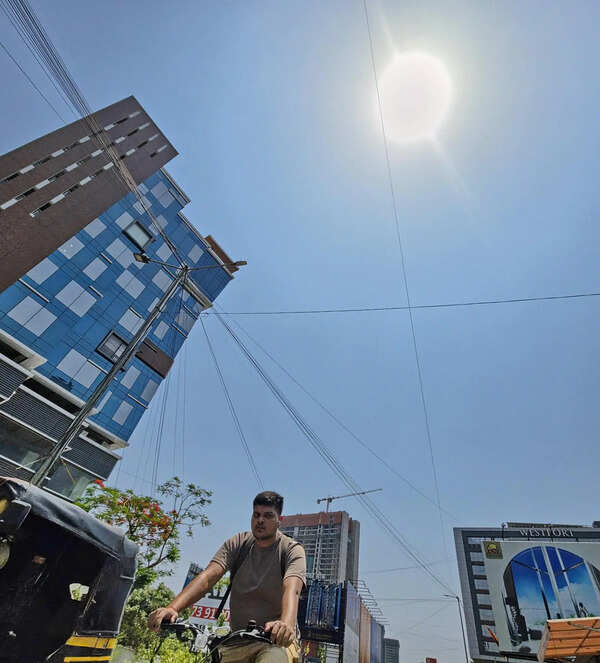 Heat eases marginally in city, but temperatures stay above normal; no rain relief likely