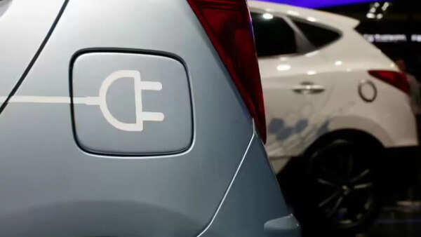 Karnataka set to withdraw road tax exemption, e-cars to get costlier