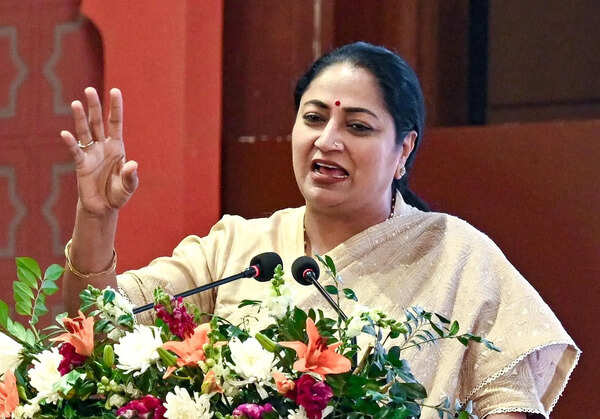 CM Gupta distributes bicycles among girl students