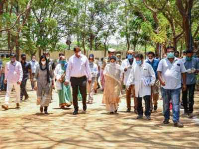 Central team inspects containment areas in Hyderabad
