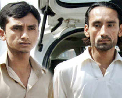 Pak prisoner Sanaullah’s kin arrive in India