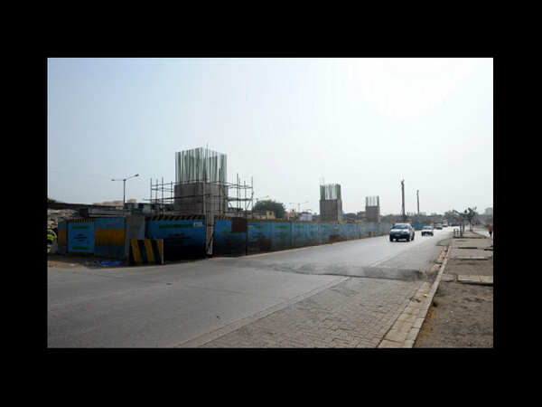 Mumbai: 50-feet flyover beam crashes as container trailer hits it
