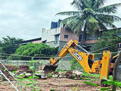 IIM portal answers encroachment prayers