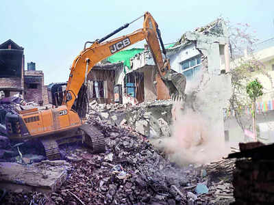 Ex-judges, advocates write to Chief Justice of India on ‘bulldozer drive’ in Uttar Pradesh