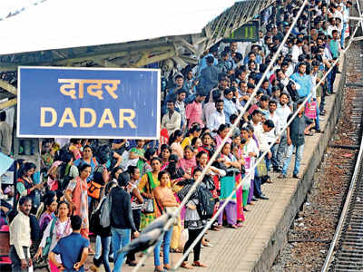 Man held for groping woman at Dadar station