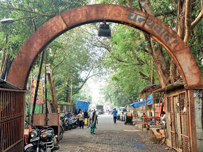 After 10-yr wait, BMC takes up road project