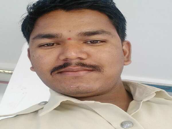 Constable asks CM’s resignation, suspended