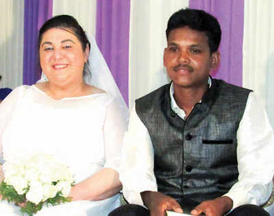 Hearing and speech no bar for Kerala youth and Romanian national in tying knot