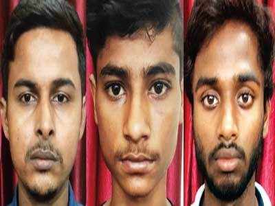 Three held for stealing mobiles on trains, selling them in Bangladesh