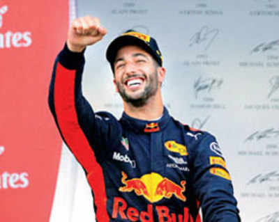 Ricciardo wins Azerbaijan GP after Hamilton-Vettel collision