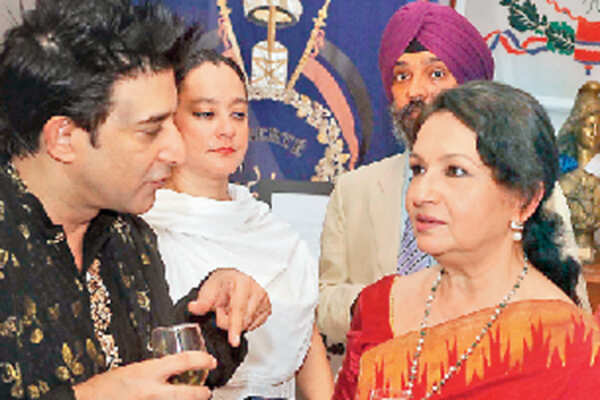 Sharmila’s evening for Paris