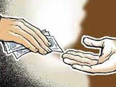Dahanu: Senior Education Department officers booked for demanding bribe; suspended
