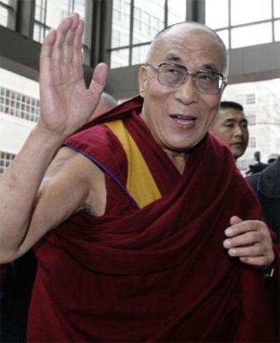 Don't create any artificial controversy over Dalai Lama's visit: India tells China