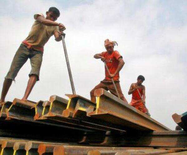 Villager alerts rly staff of dislodged plates from tracks, averts accident