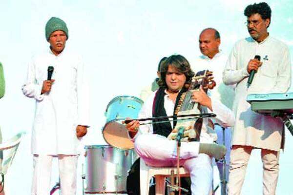 Kamal Sabri launches music album “Sarangi Redefined” at Tihar