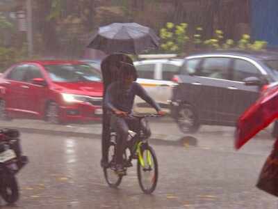 Mumbai News LIVE Updates: Mumbai city reports 660 new COVID-19 cases; subway in Andheri waterlogged
