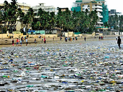 Juhu beach clean-up: Residents force BMC to oust tainted contractor