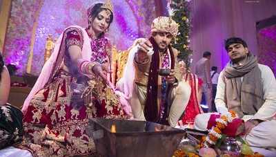Abhishek Bajaj weds Akanksha Jindal: Take a look at the wedding photos