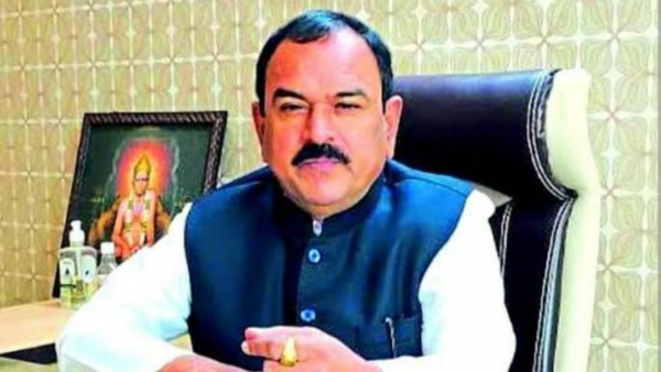 Tejaswi Satpute-headed Special Investigation Team to probe rape complaint against arrested astrologer Ashok Kharat