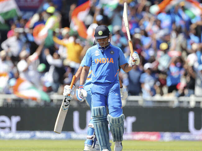 World Cup 2019: Dhoni bhai did the right thing by taking his time, says Jasprit Bumrah