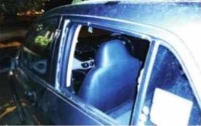 Smash and grab thieves target cars in Goregaon East