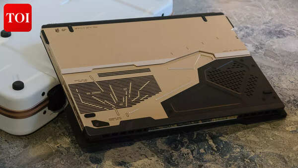 Asus ROG Flow Z13 Kojima Productions Edition review: It runs Death Stranding. It looks like it's straight out of it