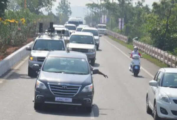 Naidu to cut down convoy by 50 percent during district visits