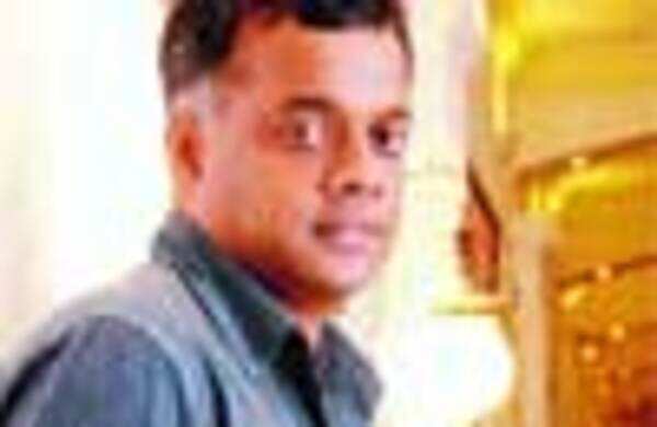 College kids grill Gautham